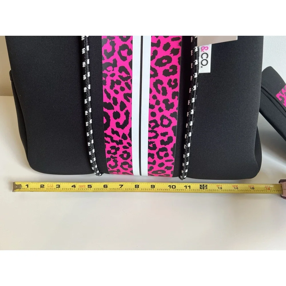 Jen & Co Neo Collective Neoprene Tote Bag NWT‎ Animal Print Black Pink